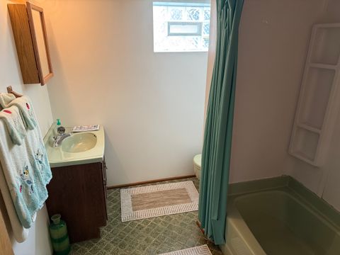 Tiny photo for 7078 N Franks Avenue, Niles, IL 60714 (MLS # 12698366)
