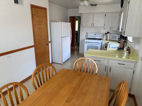 Tiny photo for 7078 N Franks Avenue, Niles, IL 60714 (MLS # 12698366)