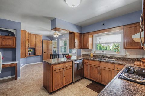 Tiny photo for 3617 25Th Avenue, Rock Island, IL 61201 (MLS # 12618945)