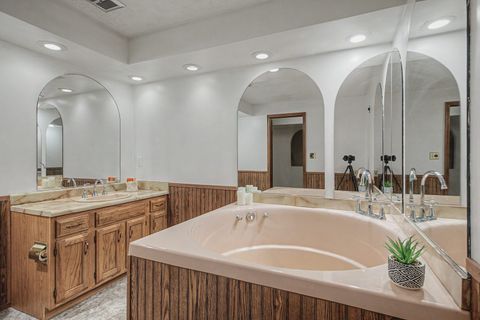 Tiny photo for 3617 25Th Avenue, Rock Island, IL 61201 (MLS # 12618945)