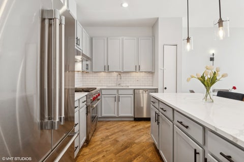 Tiny photo for 560 W Fulton Street #506, Chicago, IL 60661 (MLS # 12172964)