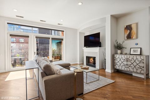 Tiny photo for 560 W Fulton Street #506, Chicago, IL 60661 (MLS # 12172964)