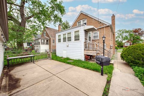 A home in Elmwood Park