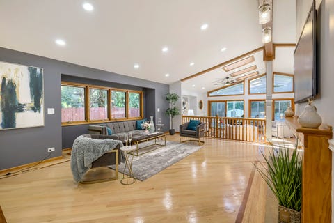 Tiny photo for 1325 E Lake Avenue, Glenview, IL 60025 (MLS # 12676606)