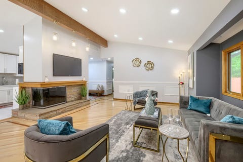 Tiny photo for 1325 E Lake Avenue, Glenview, IL 60025 (MLS # 12676606)