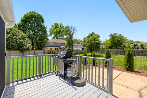 Tiny photo for 1325 E Lake Avenue, Glenview, IL 60025 (MLS # 12676606)