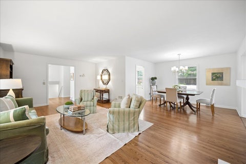 Tiny photo for 541 Dundee Road, Glencoe, IL 60022 (MLS # 12670689)