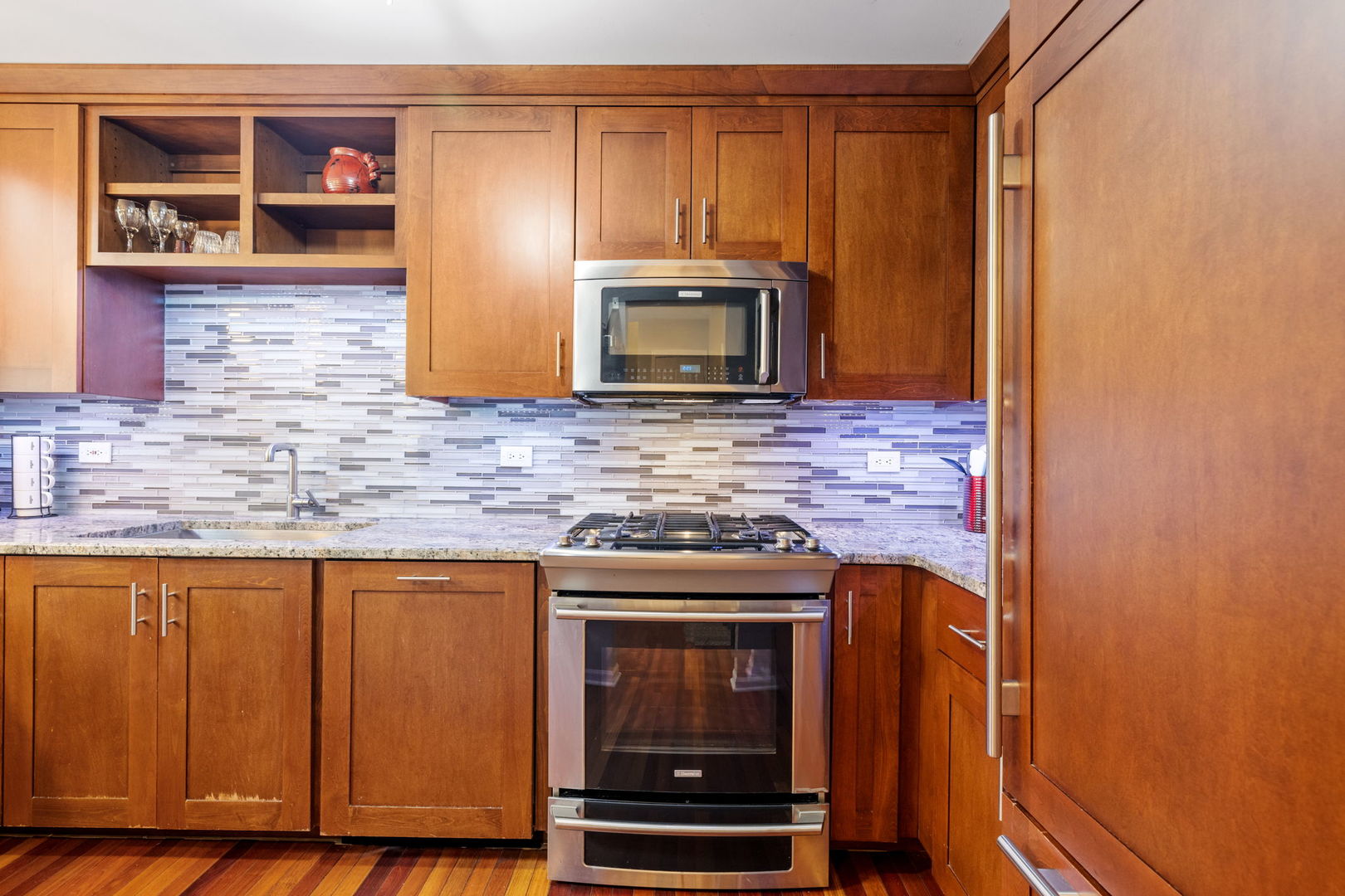 3502 Lake Side Circle