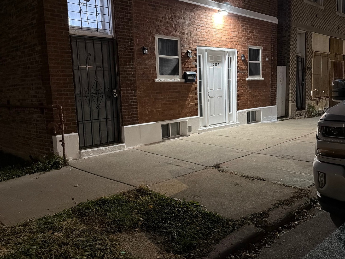 10807 S Wentworth Avenue