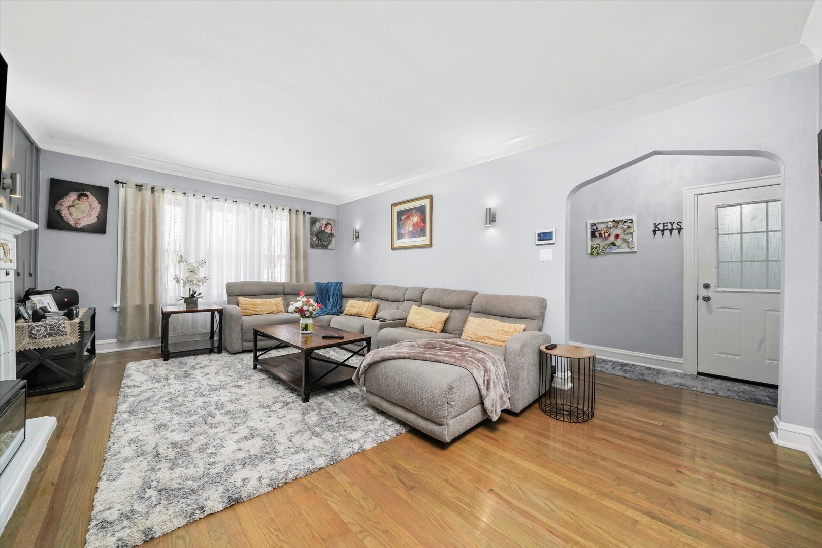 10807 S Wentworth Avenue