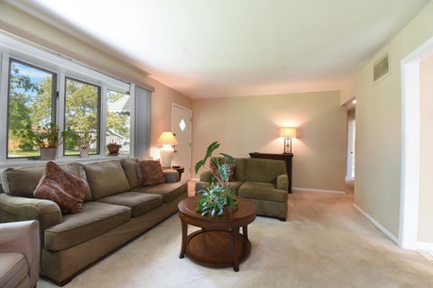 Tiny photo for 725 N Bierman Avenue, Villa Park, IL 60181 (MLS # 12773666)