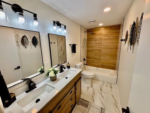 Tiny photo for 11151 Cottonwood Drive #19C, Palos Hills, IL 60465 (MLS # 12636282)
