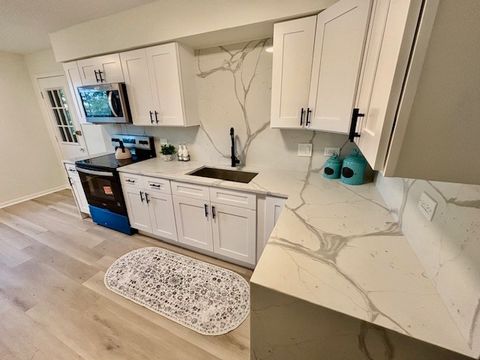 Tiny photo for 11151 Cottonwood Drive #19C, Palos Hills, IL 60465 (MLS # 12636282)