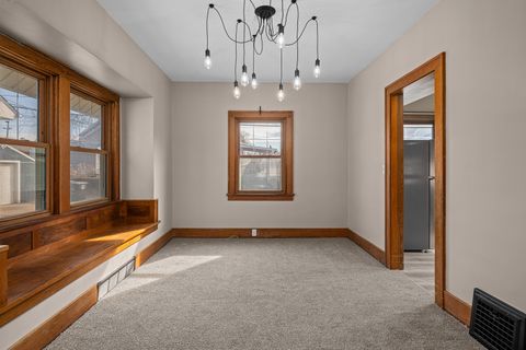 Tiny photo for 350 15th Avenue, Moline, IL 61265 (MLS # 12586090)