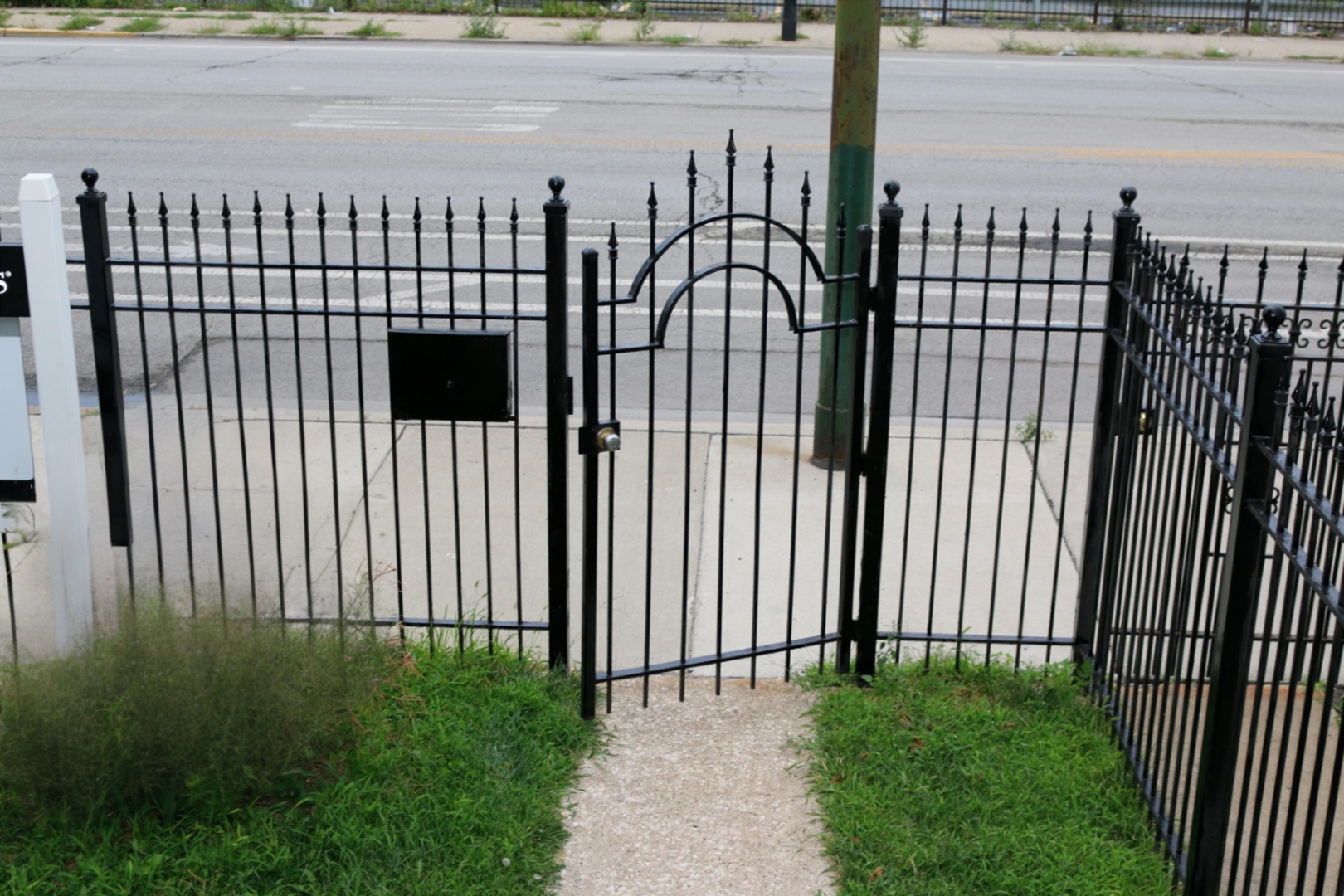 4555 S Halsted Street