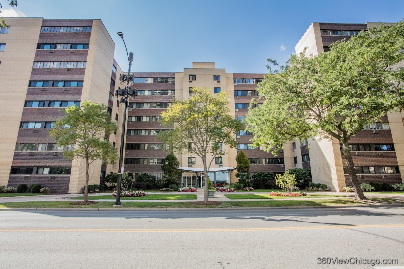 6300 N Sheridan Road 517