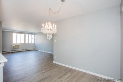 Tiny photo for 6300 N Sheridan Road #517, Chicago, IL 60660 (MLS # 12478274)