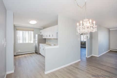 Tiny photo for 6300 N Sheridan Road #517, Chicago, IL 60660 (MLS # 12478274)