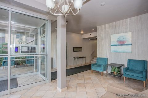 Tiny photo for 6300 N Sheridan Road #517, Chicago, IL 60660 (MLS # 12478274)