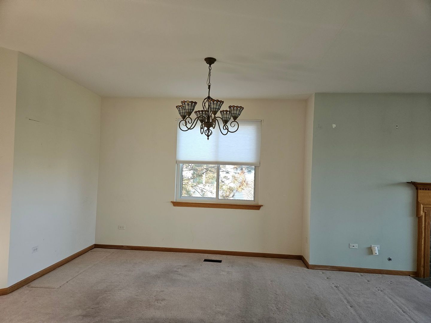 21320 W Douglas Lane