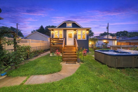 Photo of 3816 N Odell Avenue, Chicago, IL 60634 (MLS # 12763346)