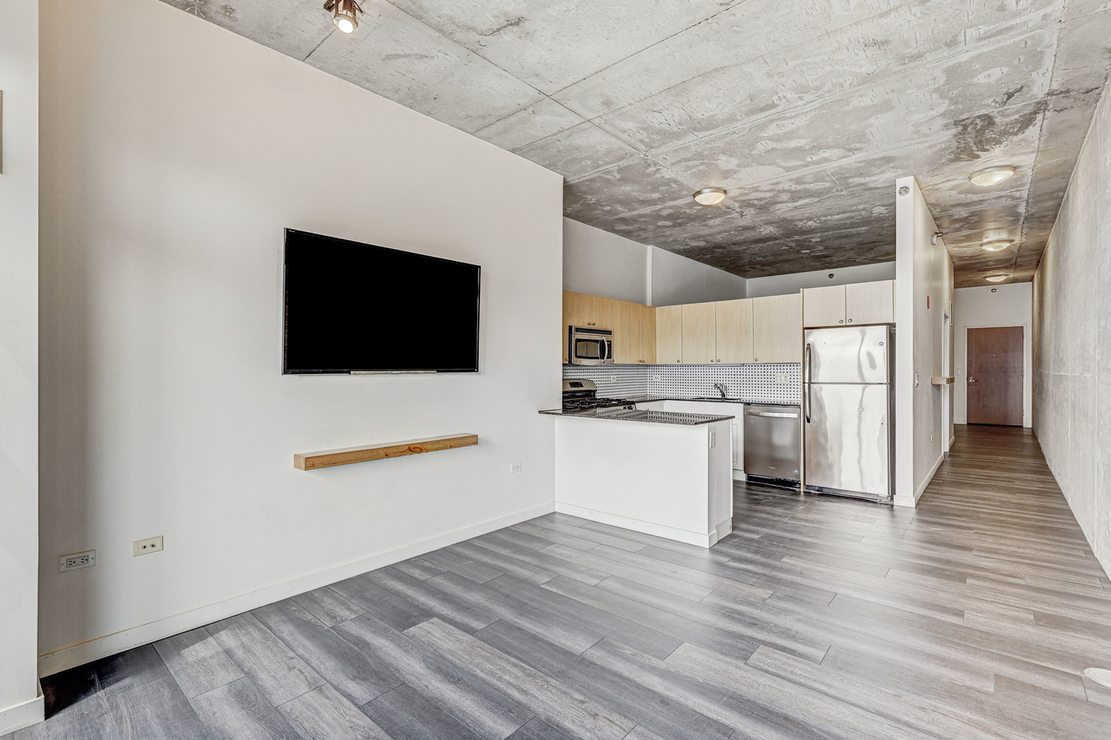 235 W Van Buren Street 1410