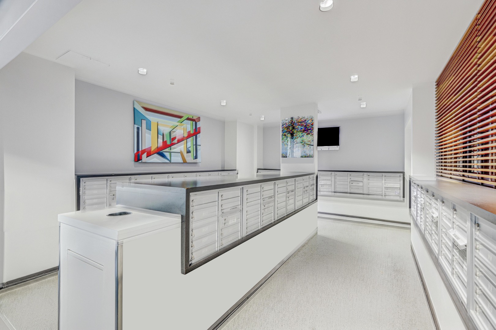 235 W Van Buren Street 1410