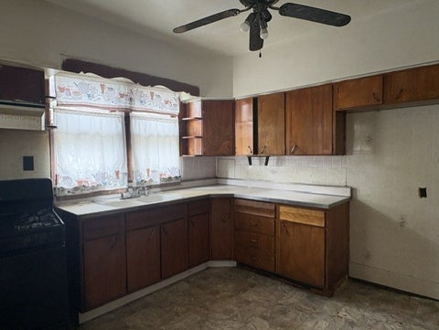 Tiny photo for 6537 S Francisco Avenue, Chicago, IL 60629 (MLS # 12708781)