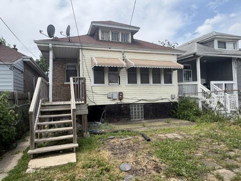 Tiny photo for 6537 S Francisco Avenue, Chicago, IL 60629 (MLS # 12708781)
