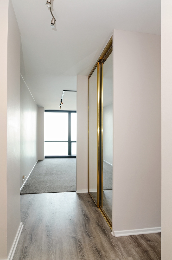 910 N LAKE SHORE Drive 1415