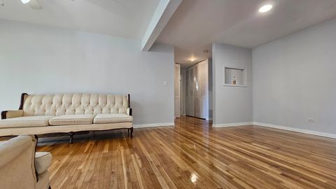 Tiny photo for 9588 Terrace Place #1C, Des Plaines, IL 60016 (MLS # 12567272)