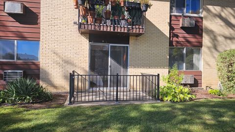 Tiny photo for 9588 Terrace Place #1C, Des Plaines, IL 60016 (MLS # 12567272)