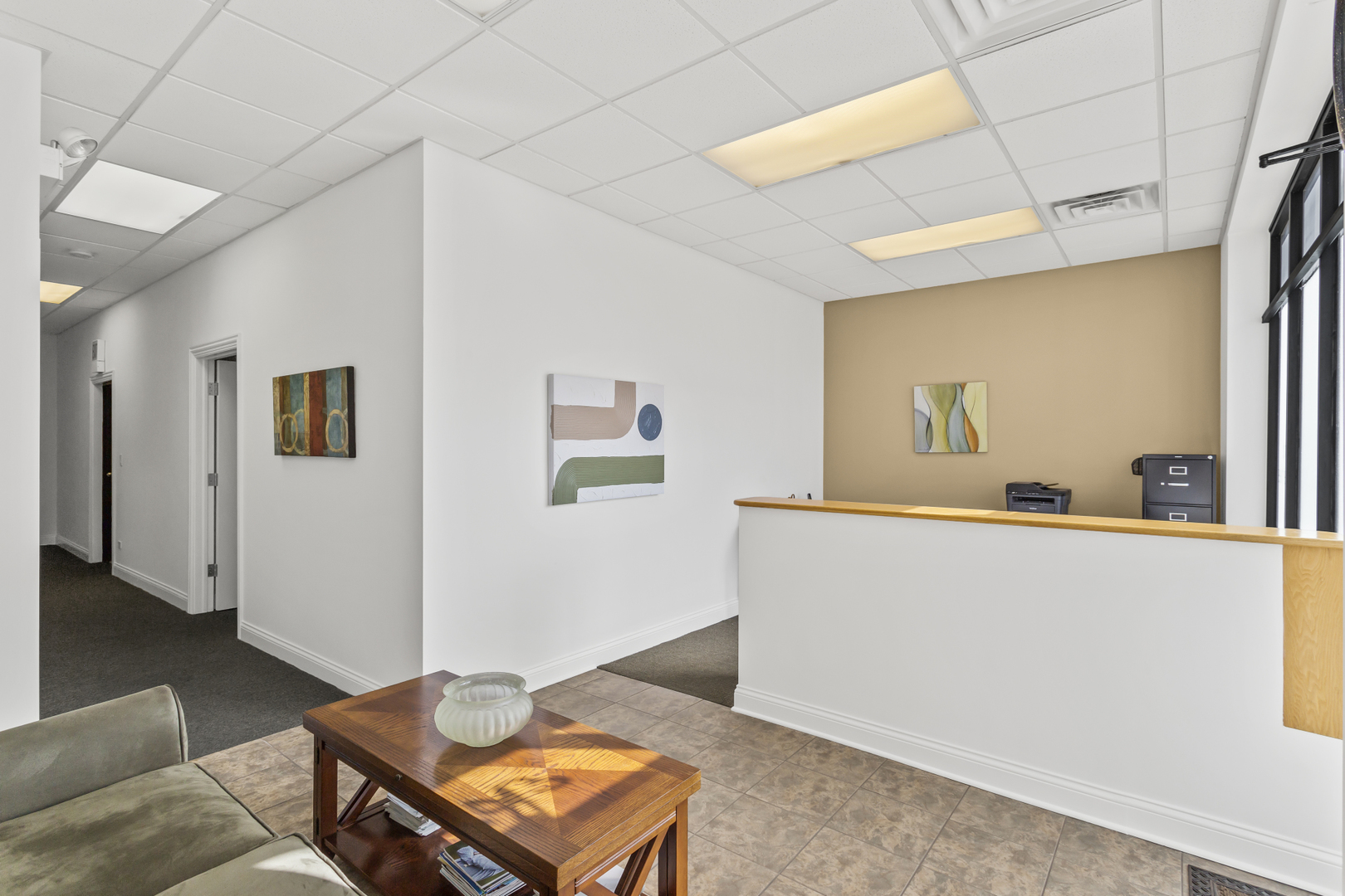 4343 N Western Avenue C1