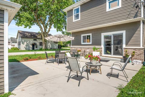 Tiny photo for 7735 W 65th Place, Bedford Park, IL 60501 (MLS # 12724023)