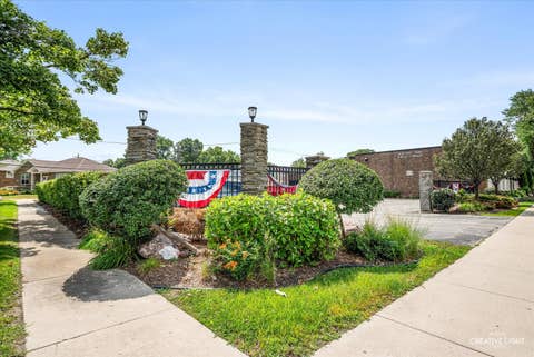 Tiny photo for 7735 W 65th Place, Bedford Park, IL 60501 (MLS # 12724023)