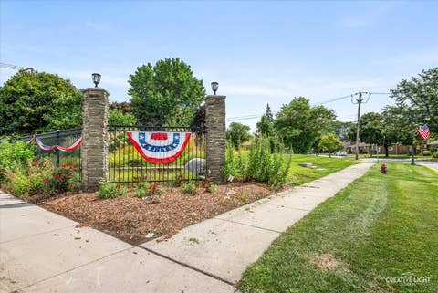 Tiny photo for 7735 W 65th Place, Bedford Park, IL 60501 (MLS # 12724023)