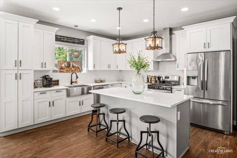 Tiny photo for 7735 W 65th Place, Bedford Park, IL 60501 (MLS # 12724023)