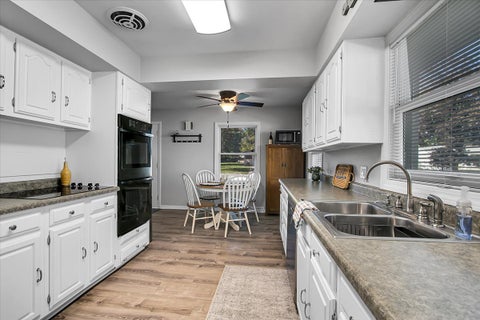 Tiny photo for 745 Geddes Avenue, Winthrop Harbor, IL 60096 (MLS # 12790028)