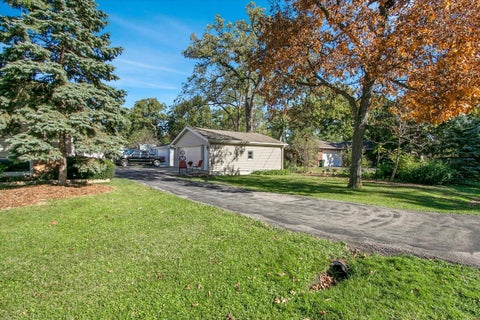 Tiny photo for 745 Geddes Avenue, Winthrop Harbor, IL 60096 (MLS # 12790028)