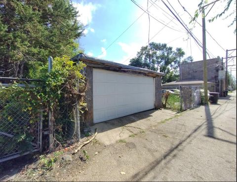 Tiny photo for 7244 S Sangamon Street, Chicago, IL 60621 (MLS # 12493329)