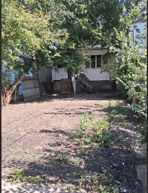 Tiny photo for 7244 S Sangamon Street, Chicago, IL 60621 (MLS # 12493329)