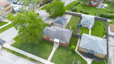 Tiny photo for 4405 Butterfield Road, Hillside, IL 60162 (MLS # 12633865)