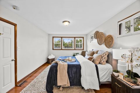 Tiny photo for 4405 Butterfield Road, Hillside, IL 60162 (MLS # 12633865)