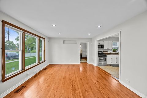 Tiny photo for 4405 Butterfield Road, Hillside, IL 60162 (MLS # 12633865)