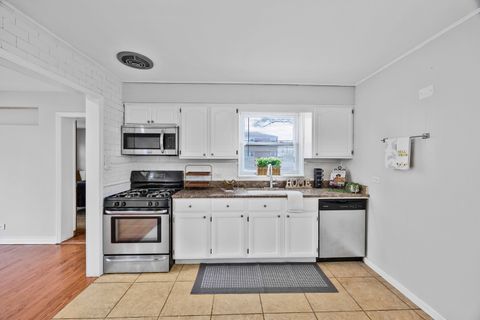 Tiny photo for 4405 Butterfield Road, Hillside, IL 60162 (MLS # 12633865)