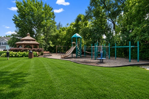 Tiny photo for 625 Arbor Circle, Lakemoor, IL 60051 (MLS # 12742555)