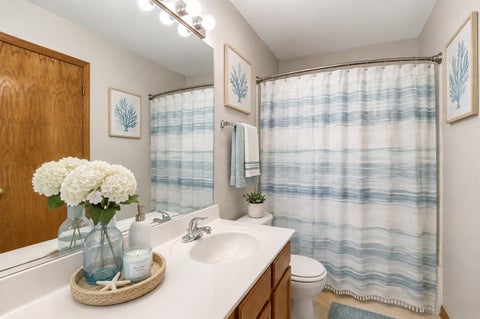 Tiny photo for 625 Arbor Circle, Lakemoor, IL 60051 (MLS # 12742555)