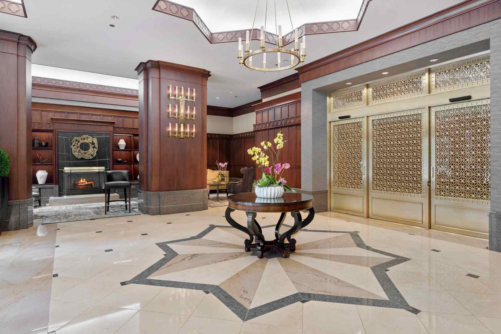 21 E Huron Street 706