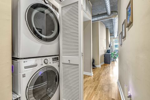 Tiny photo for 1305 S MICHIGAN Avenue #1506, Chicago, IL 60605 (MLS # 12600489)