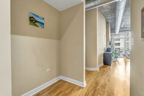Tiny photo for 1305 S MICHIGAN Avenue #1506, Chicago, IL 60605 (MLS # 12600489)
